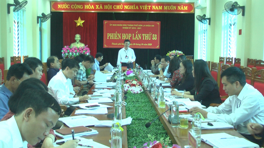 Phiên họp thứ 53 UBND thành phố Sơn La khoá XIX