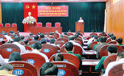 Ban Thường vụ Tỉnh ủy quán triệt các văn kiện Hội nghị lần thứ 12 Ban Chấp hành Trung ương Đảng khóa XI 