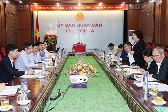Đoàn công tác Ngân hàng Chính sách xã hội Việt Nam làm việc tại tỉnh ta
