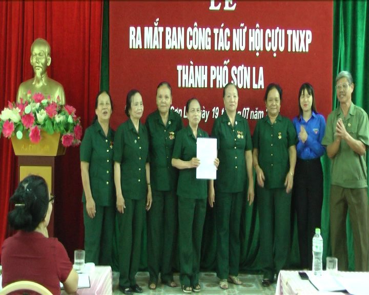 Lễ ra mắt Ban Công tác nữ Hội Cựu TNXP thành phố