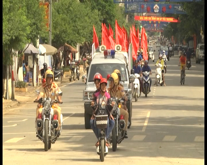 Thành phố Sơn La tổ chức lễ ra quân phòng chống ma túy và dự phòng lây truyền HIV từ mẹ sang con năm 2016.
