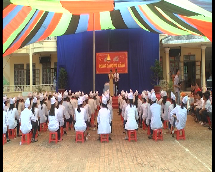 Trường THCS Chiềng Cọ tổ chức cuộc thi  ”Rung chuông vàng”