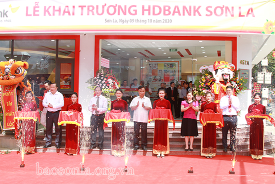 Ngân hàng TMCP phát triển Thành phố Hồ Chí Minh (HDBank): Khai trương Chi nhánh Sơn La