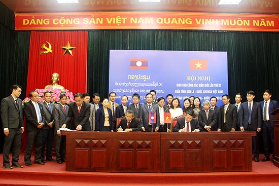 Hội nghị giao ban công tác biên giới lần thứ XI giữa tỉnh Sơn La và tỉnh Luông Pha Bang