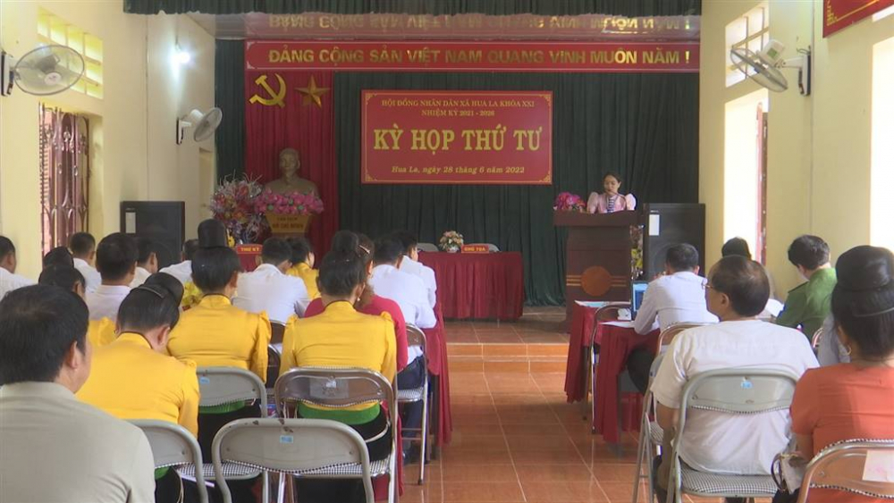 Kỳ họp thứ tư, HĐND xã Hua La khóa XXI, nhiệm kỳ 2021 - 2026