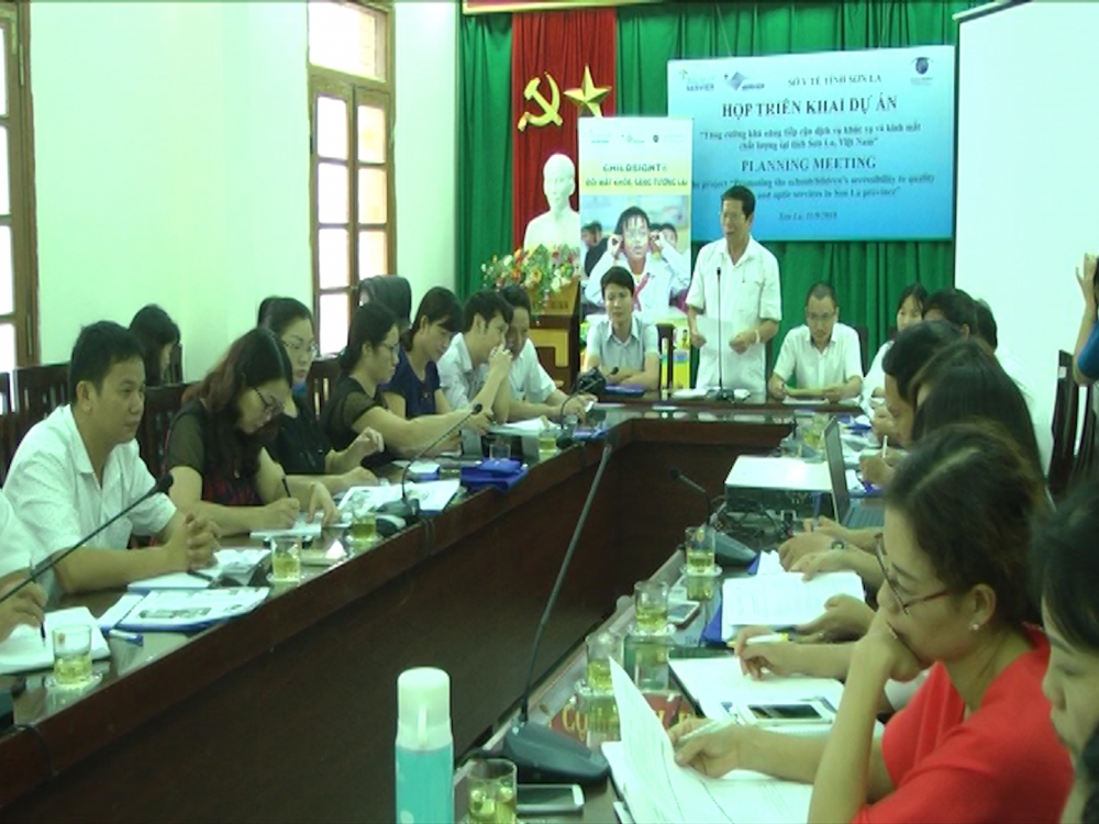 Họp triển khai Dự án “Tăng cường khả năng tiếp cận dịch vụ khúc xạ và kính mắt chất lượng tại tỉnh Sơn La, Việt Nam”