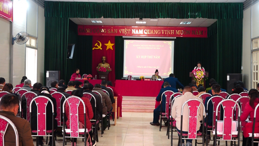 Kỳ họp thứ 5 HĐND phường Chiềng An khoá XXI, nhiệm kỳ 2021-2026.