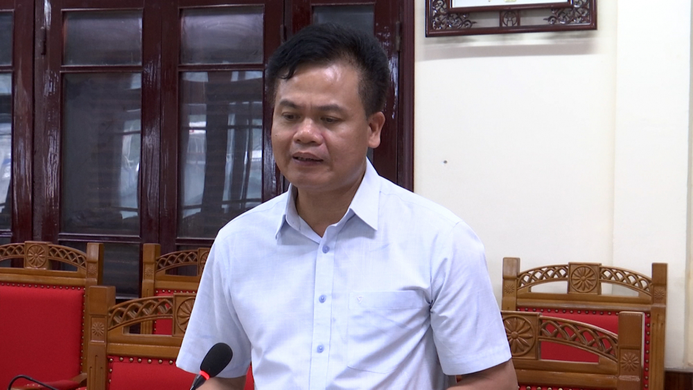 Đồng chí Đặng Ngọc Hậu, Phó Chủ tịch UBND tỉnh làm việc với UBND thành phố Sơn La