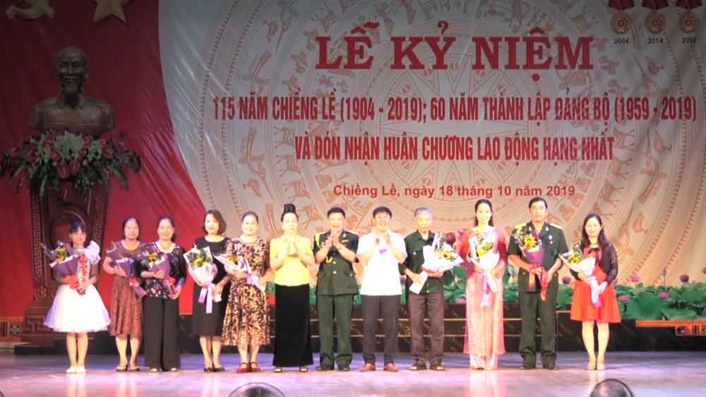 Chương trình thơ, ca chào mừng kỷ niệm 115 năm Chiềng Lề; 60 năm thành lập Đảng bộ phường và đón nhận Huân chương lao động hạng Nhất