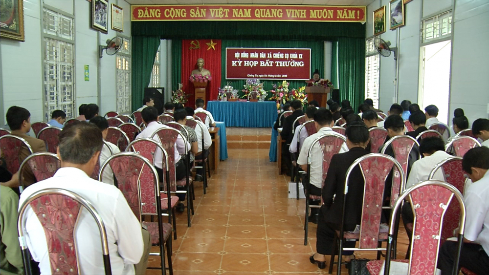 Kỳ họp bất thường HĐND xã Chiềng Cọ khóa XX, nhiệm kỳ 2016-2021