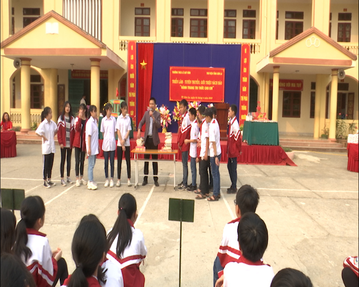 Thư viện tỉnh Sơn La tuyên truyền giới thiệu sách