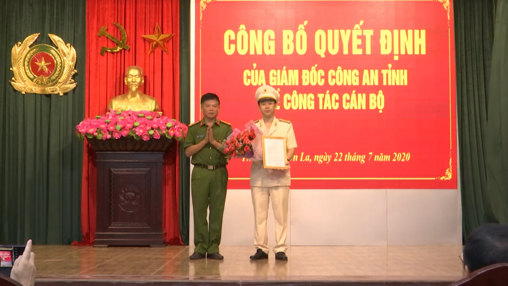 Công an thành phố Sơn La tổ chức lễ công bố Quyết định của Giám đốc Công an tỉnh về công tác cán bộ