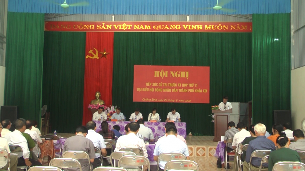 Tổ số 1 đại biểu HĐND thành phố tiếp xúc cử tri phường Chiềng Sinh