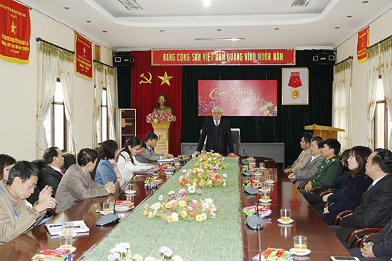 Đồng chí Phó Bí thư Thường trực tỉnh ủy thăm chúc tết Đài PT-TH tỉnh và Báo Sơn La