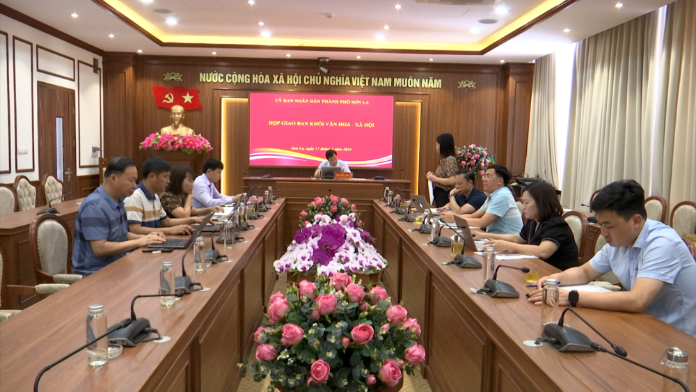 UBND Thành phố giao ban Khối Văn hoá xã hội