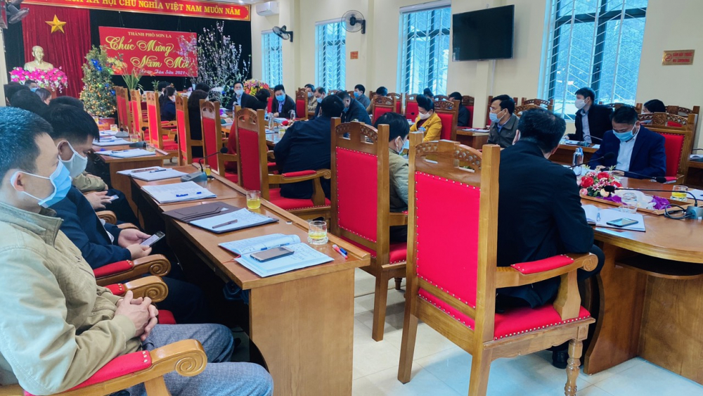 Thành phố họp tăng cường công tác phòng, chống covid-19