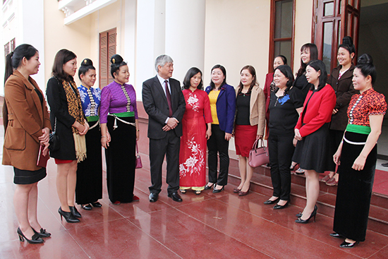 Thường trực tỉnh ủy gặp mặt Đoàn đại biểu dự Đại hội đại biểu Phụ nữ toàn quốc lần thứ XII