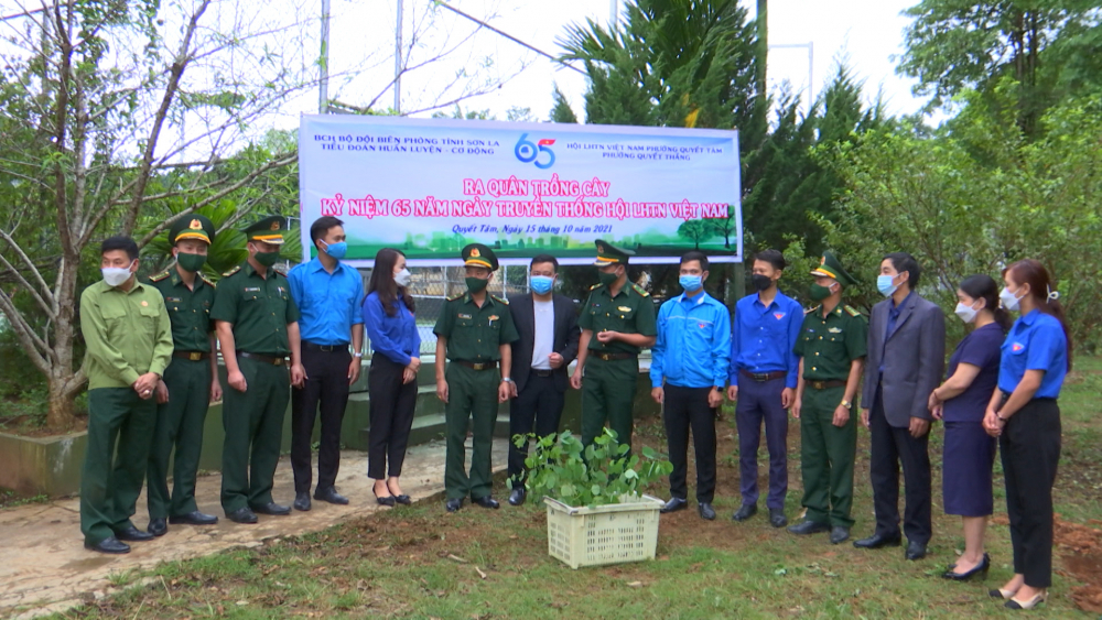 Sôi nổi các hoạt động Kỷ niệm 65 năm Ngày truyền thống Hội Liên hiệp Thanh niên Việt Nam