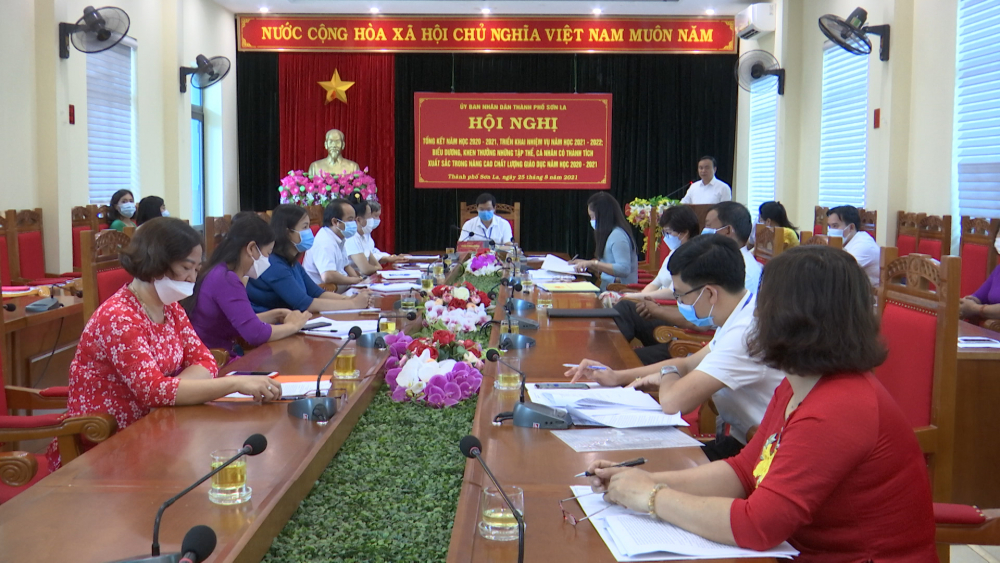 Thành phố tổng kết năm học 2020-2021